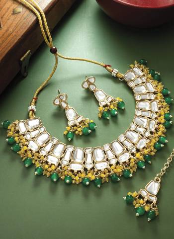 Grab These Beautifil Multy Colored Necklace.These Necklace is Come Alloy Material And Beautified With Kundan And Stone Work.