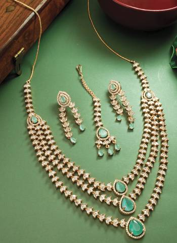 Grab These Beautifil Multy Colored Necklace.These Necklace is Come Alloy Material And Beautified With AD Stone Work.