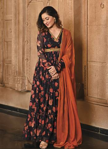 Attrective This Readymade Suits In Fine Color Top And Bottom Are Georgette And Dupatta Are Georgette Fabricated Beautified With Designer Printed. It Is Light In Weight And Easy To Carry All Day Long. 