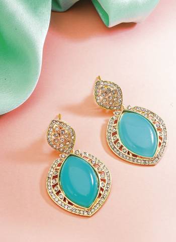 Grab These Beautifil Multy Colored Earring.These Earring is Come Alloy Material And Beautified With A D Stone Work.