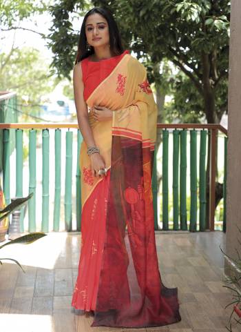 Attrective These Fastival Wear Saree in Fine Colored.These Saree And Blouse is Fabricated On Linen.Its Beautified With Designer Digital Printed.