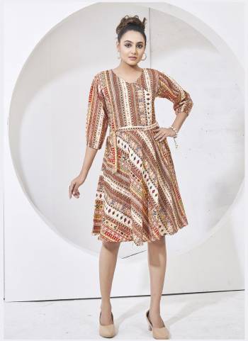 Attrective These Beautiful Looking Readymade Kurti With Belt.These Kurti is Fabricated On D Capsul Cotton.Its Beautified With Designer Printed.