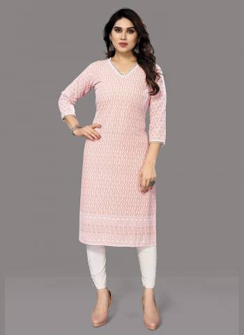 Attrective These Beautiful Looking Readymade Kurti.These Kurti is Fabricated On Chiffon.Its Beautified With Designer Chikan Thread Embroidery Work.