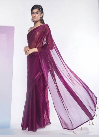 Garb These Fancy Saree in Fine Colored.These Saree Are Jimmy Choo And Blouse is Fabricated On Art Silk Pair.Its Beautified With Solid Disigner.