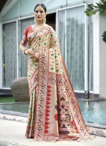 Garb These Party Wear Saree in Fine Colored.These Saree And Blouse is Fabricated On Soft Banarasi Silk.Its Beautified With Patola Meenakari,Jari Wevon Designer.