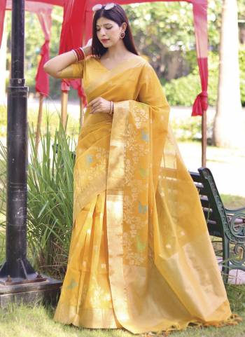 Attrective Looking These Party Wear Saree in Fine Colored.These Saree And Blouse is Fabricated On Linen Silk.Its Beautified With Jamdani Style Wevon Designer.