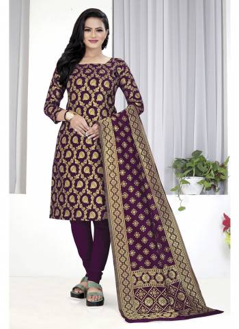 Grab These Suit in Fine Colored Pair With Bottom And Dupatta.These Top And Dupatta Are Fabricated On Banarasi Silk Pair With Tafetta Silk Bottom.Its Beautified With Wevon Jacquard Designer.