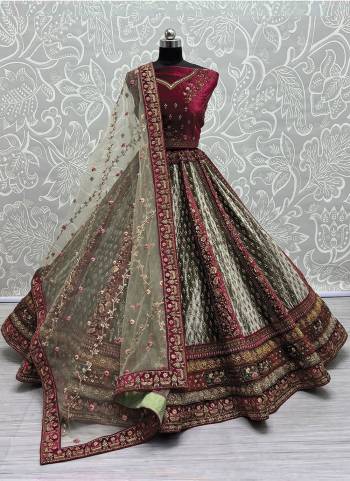 For A Fancy Designer Look,Grab These Lehenga Choli With Dupatta in Fine Colored.These Lehenga And Choli Are Velvet And Dupatta Are Fabricated On Soft Net Pair.Its Beautified With Designer Multy Thread, Sequance,Dori Embroidery,Diamond Work.