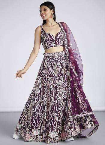 Attrective Looking This Partywear Fine Color Heavy Designer Choli Fabric Net And Lahenga Net And Dupatta Net In Fabricated Beautified With Attrective Designer Thread,Sequance Embroidery Work. Buy Now.