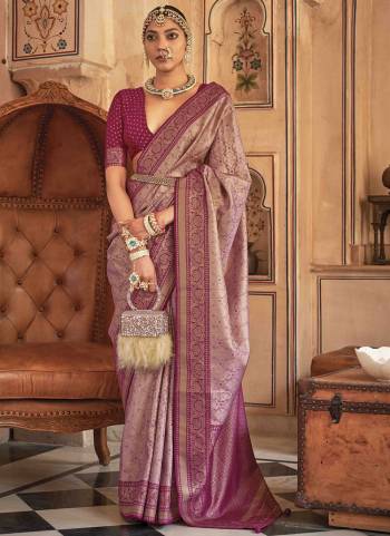 Looking These Party Wear Saree in Fine Colored.These Saree And Blouse is Fabricated On Banarasi Silk.Its Beautified With Weaving Traditional Jari Designer Work.