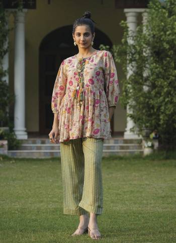 Grab These Co Ord Suit in Fine Colored Pair Top With Bottom.These Top And Bottom Are Fabricated On Mull Cotton Pair.Its Beautified With Designer Digital Printed.