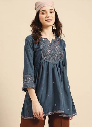 Attrective These Beautiful Looking Readymade Short Kurti.These Kurtis Fabricated On Viscose Rayon.Its Beautified With Designer Embroidery Work.