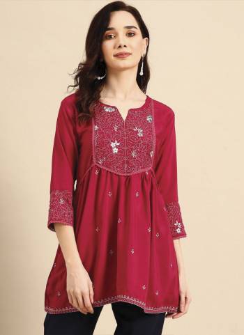 Attrective These Beautiful Looking Readymade Short Kurti.These Kurtis Fabricated On Viscose Rayon.Its Beautified With Designer Embroidery Work.