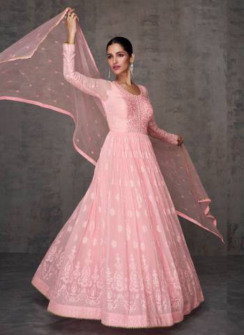 Attrective These Party Wear Anarkali Suit in Fine Colored Pair With Bottom And Dupatta.These Top Are Georgette And Dupatta Are Net And Pair With Santoon Bottom.Its Beautified With Santoon Inner.Its Beautified With Heavy Designer Embroidery Work.