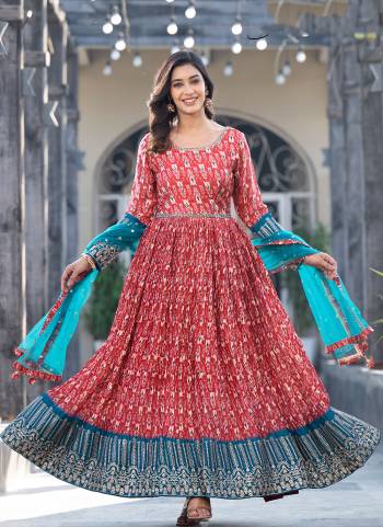 Attrective Looking These Beautiful Looking Readymade Gown With Dupatta.These Gown Are Georgette And Dupatta is Fabricated On Art Silk.Its Beautified With Designer Printed,Embroidery With Hand Work.