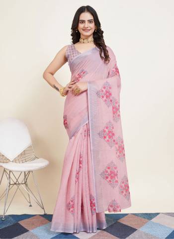 Looking This Partywear Saree Paired With Blouse.This Saree And Blouse Are Semi Cotton Based Fabric With Designer Printed. Buy This Pretty Saree Now.