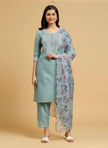 Grab These Readymade Suit in Fine Colored Pair With Bottom And Dupatta.These Top And Bottom Are Fabricated On Cotton Pair With Organza Dupatta.Its Beautified With Designer Embroidery Work With Printed Dupatta.