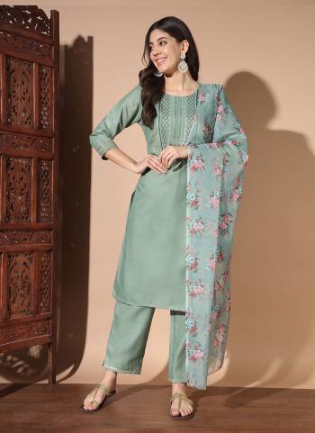 Grab These Readymade Suit in Fine Colored Pair With Bottom And Dupatta.These Top And Bottom Are Fabricated On Cotton Pair With Organza Dupatta.Its Beautified With Designer Embroidery Work With Printed Dupatta.