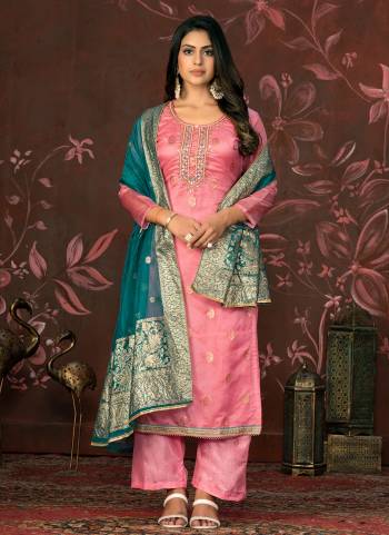 Attrective These Suit in Fine Colored Pair With Bottom And Dupatta.These Top Are Organza And Dupatta Are Fabricated On Organza Pair With Santoon Bottom.Its Beautified With Wevon Butti Designer, Hand Work.