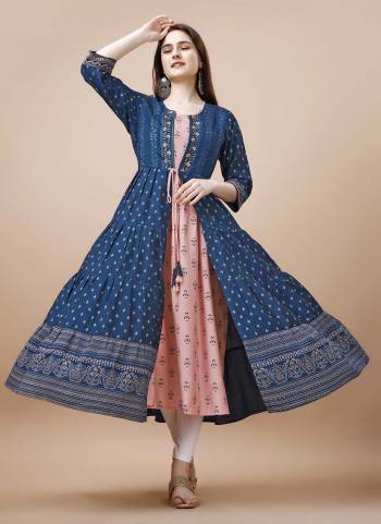 Attrective These Beautiful Looking Readymade Kurti.These Kurti Fabricated On Cotton.Its Beautified With Designer Foil Printed.