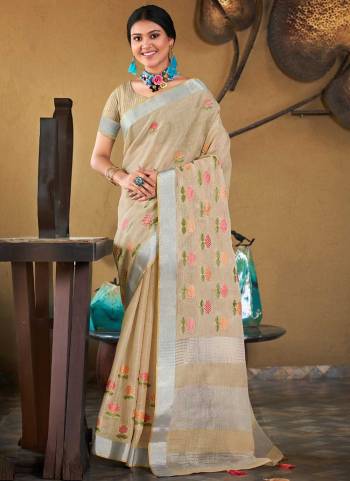 Attrective Looking These Party Wear Saree in Fine Colored.These Saree And Blouse is Fabricated On Linen.Its Beautified With Weavon Designer With Thread Embroidery Work.