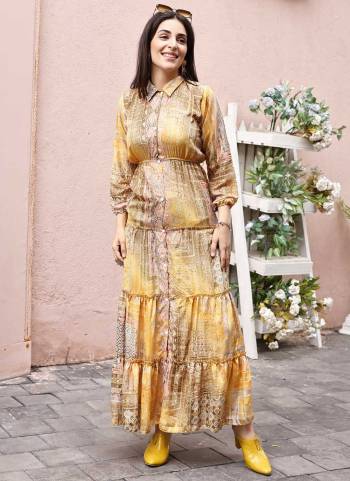 Attrective These Beautiful Looking Readymade Long Kurti.These Kurtis Fabricated On Crepe.Its Beautified With Designer Printed With Gold Foil .