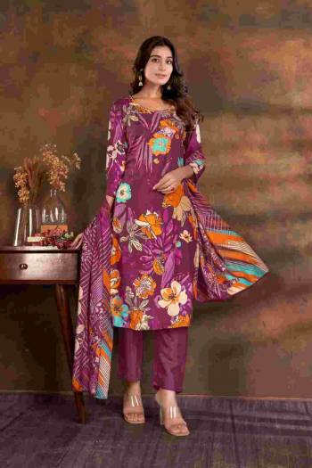 Garb These Beautiful Looking Readymade Printed Suits.These Top And Dupatta Are Muslin Silk And Bottom Are Gadwal Silk Fabricated.Its Beautified With Disigner Digital Printed, Embroidery Work.