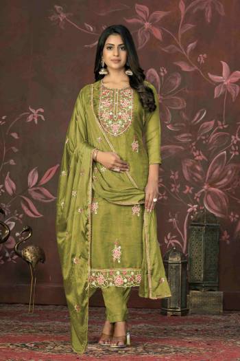 Garb These Suit in Fine Colored Pair With Bottom And Dupatta.These Top Are Organza And Dupatta Are Fabricated On Organza Pair With Santoon Bottom.Its Beautified With Designer Embroidery, Hand Work.