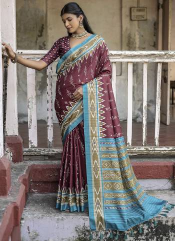 Attrective These Party Wear Fancy Saree in Fine Colored.These Saree And Blouse is Fabricated On Tussar Silk.Its Beautified With Wevon Designer With Temple Printed.