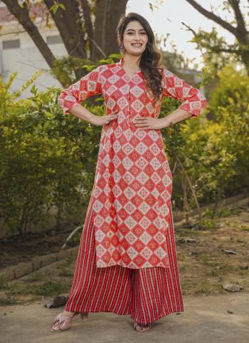 Attrective Looking These Beautiful Looking Readymade Top With Plazzo.These Top And Bottom is Fabricated On Rayon.Its Beautified With Designer Digital Printed.