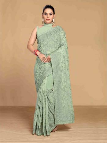  Look These Party Wear Saree in Fine Colored.These Saree Are Georgette And Blouse is Mono Banglori Fabricated.Its Beautified With Heavy Designer Thread Embroidery Work.