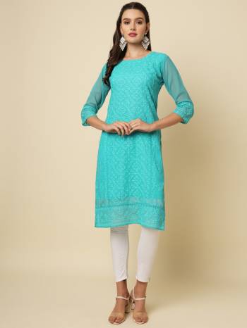 Garb These Beautiful Looking Readymade Long Kurti.These Kurti is Fabricated On Georgette With Crepe Inner.Its Beautified With Designer Chikankari Thread Embroidery Work.