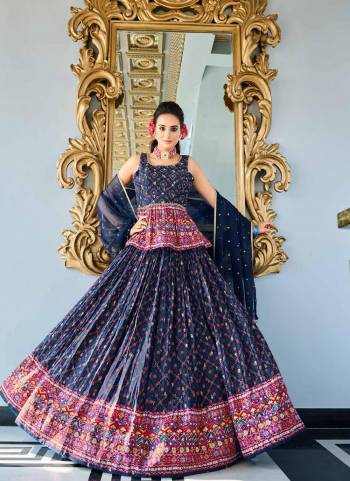 Garb These Party Wear Lahenga Choli With Dupatta in Fine Colored.These Lahenga And Blouse Are Fabricated On Muslin Pair With Georgette Dupatta.Its Beautified With Designer Digital Printed With Sequance Embroidery, Hand Work.