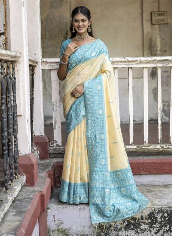 Attrective These Party Wear Fancy Saree in Fine Colored.These Saree And Blouse is Fabricated On Handloom Raw Silk.Its Beautified With Handloom Weaving Designer.