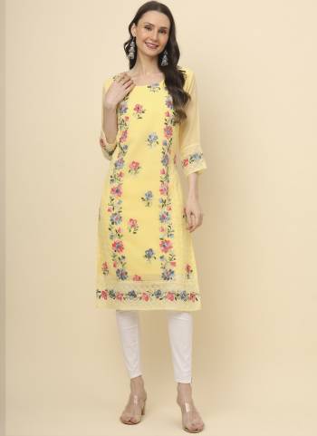 Garb These Beautiful Looking Readymade Long Kurti.These Kurti is Fabricated On Georgette With Crepe Inner.Its Beautified With Designer Multy Thread Embroidery Work.