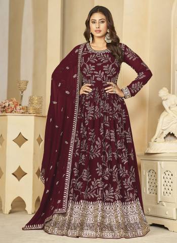 Looking These Designer Paty Wear Anarkali Suit in Fine Colored Pair With Bottom And Dupatta.These Top And Dupatta Are Fabricated On Faux Georgette Pair With Santoon Bottom.Its Beautified With Santoon Inner.Its Beautified With Heavy Designr Sequance Embroidery Work.