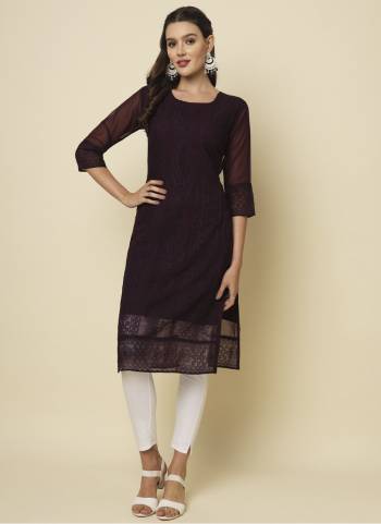 Garb These Beautiful Looking Readymade Long Kurti.These Kurti is Fabricated On Georgette With Crepe Inner.Its Beautified With Designer Chikankari Thread Embroidery Work.