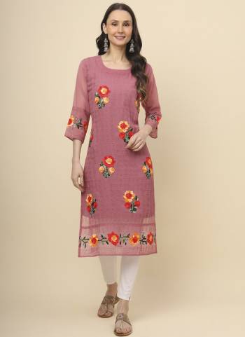 Attrective These Beautiful Looking Readymade Long Kurti.These Kurti is Fabricated On Georgette With Crepe Inner.Its Beautified With Designer Multy Thread Embroidery Work.