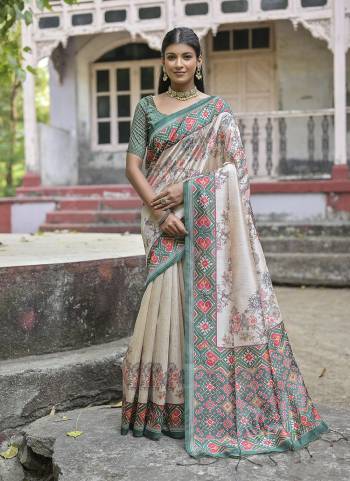 Garb These Party Wear Fancy Saree in Fine Colored.These Saree And Blouse is Fabricated On Tusser Silk.Its Beautified With Wevon Border With Designer Printed.