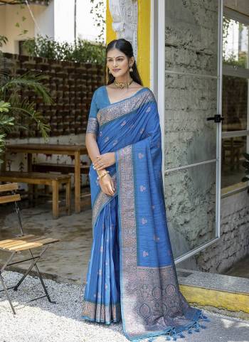 Attrective These Party Wear Fancy Saree in Fine Colored.These Saree And Blouse is Fabricated On Tusser Silk.Its Beautified With Wevon Jacquard Designer.