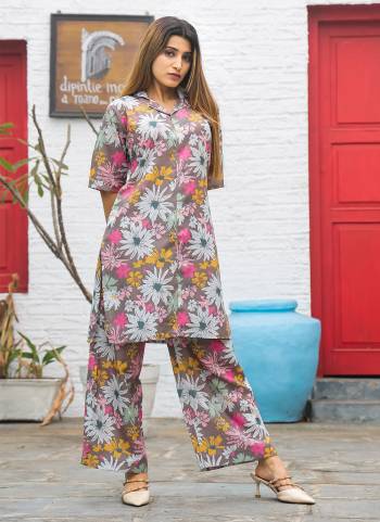 Grab These Beautiful Looking Readymade Co-Ord Top With Bottom Set.These Top And Bottom is Fabricated On Cotton.Its Beautified With Designer Printed With Pocket .