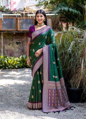 Garb These Party Wear Fancy Saree in Fine Colored.These Saree And Blouse is Fabricated On Handloom Raw Silk.Its Beautified With Handloom Weaving Designer.