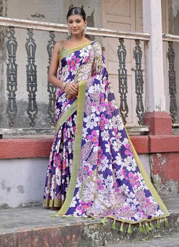 Attrective These Party Wear Fancy Saree in Fine Colored.These Saree And Blouse is Fabricated On Tussar Silk.Its Beautified With Designer Floral Printed.