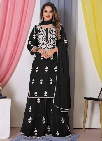 Attrective These Sharara Suit in Fine Colored Pair With Bottom And Dupatta.These Top Are Bamber Georgette And Dupatta Are Fabricated On Georgette Pair With Bamber Georgette Bottom.Its Beautified With Designer Heavy Cotton Thread Embroidery Work.