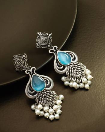 Grab These Beautifil Oxidised Silver Colored Earring.These Earring is Come Alloy Material And Beautified With Artificial Stone And Beads Work.