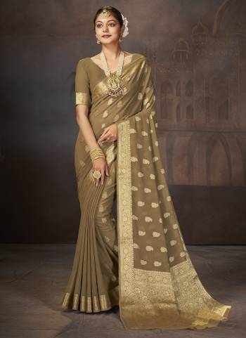 Looking These Party Wear Saree in Fine Colored Pair With Blouse.These Saree and Blouse Are Fabricated On Georgette.Its Beautified With Heavy Wevon Designer.