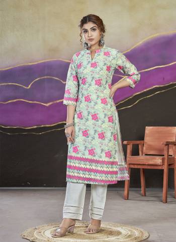 Attrective These Beautiful Looking Readymade Long Kurti.These Kurti is Fabricated On Cotton.Its Beautified With Designer Lucknowi Digital Printed.