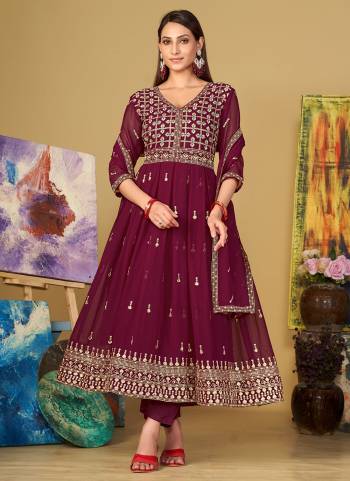 Looking These Anarkali Suit in Fine Colored Pair With Bottom And Dupatta.These Top Are Georgette And Dupatta Are Fabricated On Georgette Pair With Crepe Bottom.Its Beautified With Heavy Designer Embroidery Work.