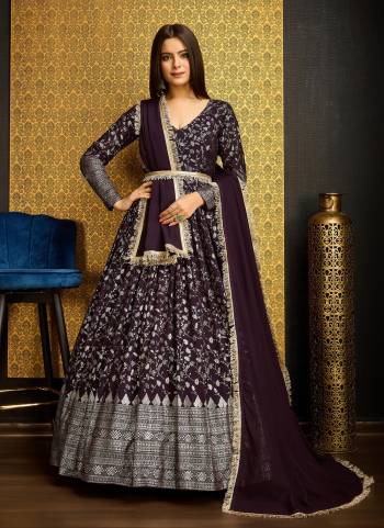 Grab These Beautiful Looking Designer Gown With Dupatta.These Gown And Dupatta Is Fabricated On Faux Georgette.Its Beautified With Designer Metalic Foil Work.