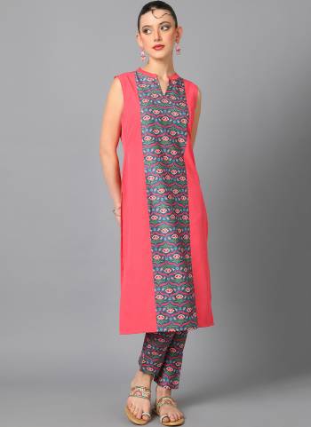 Attrective These Beautiful Looking Readymade Kurti With Bottom.These Kurti And Bottom is Fabricated On Crepe.Its Beautified With Designer Digital Printed.